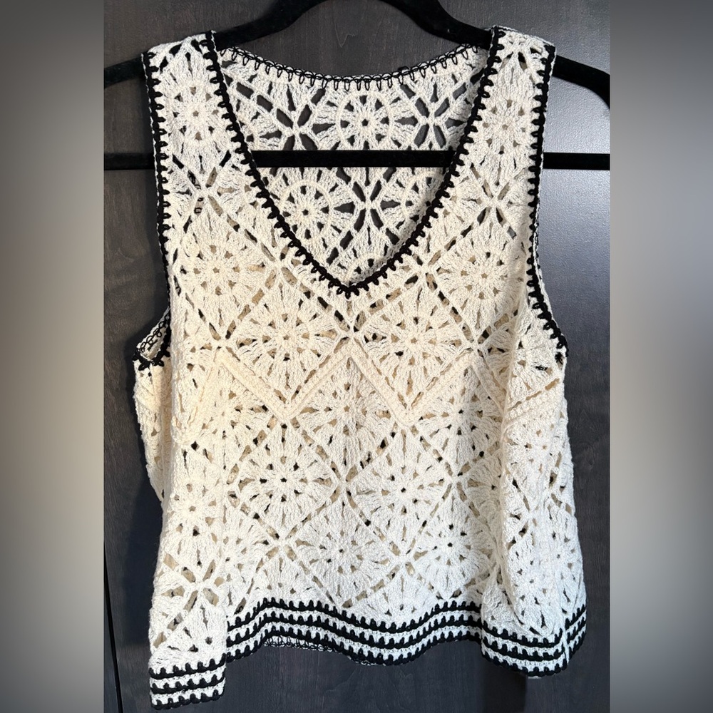 SHEIN Cream and Black Crochet Tank Top